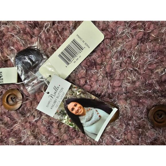 Simply Noelle Knubby Button Neck Wrap New With Tags - Picture 2 of 4